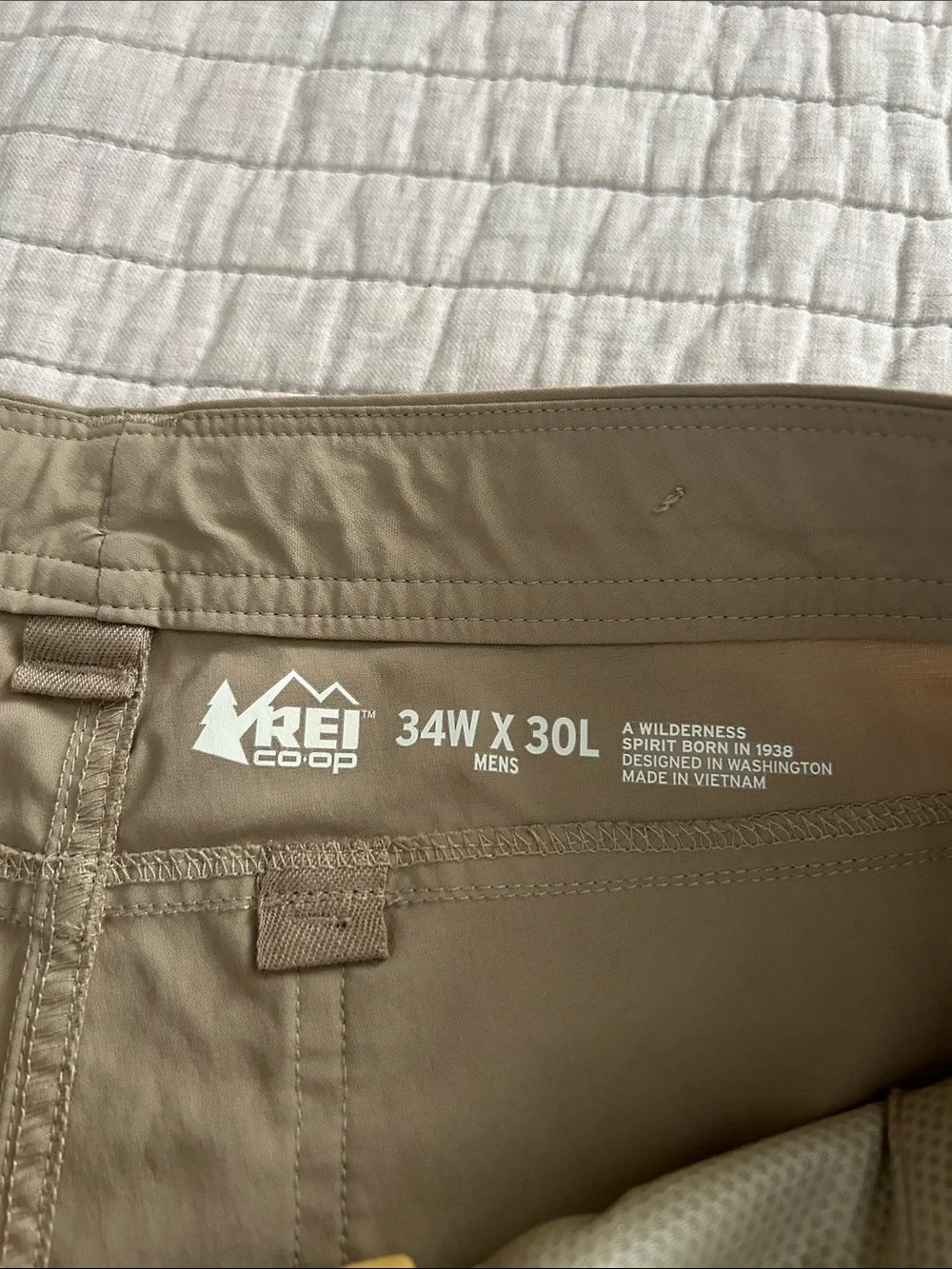 REI co-op light tan nylon outdoor hiking work casual Gorpcore pants 34” men’s - Picture 5 of 12